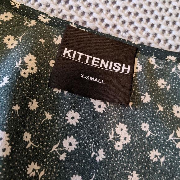 Kittenish Floral Crop Emerald Green Blouse XS - Picture 9 of 15